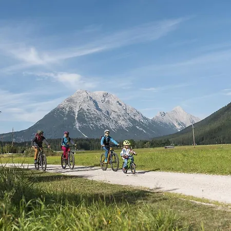 Haus Am Seebach Weidach 아파트 *